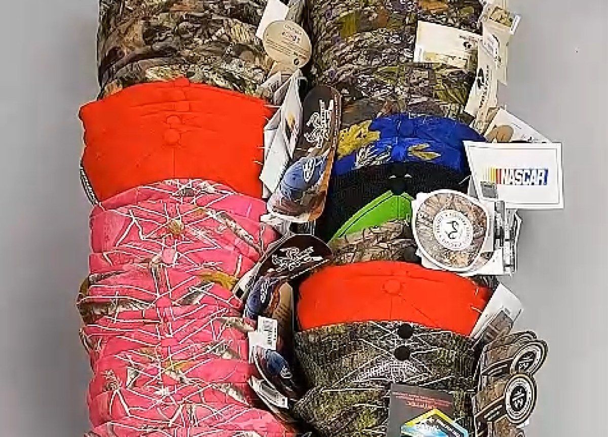 Любые бейсболки из Канады по 160₽