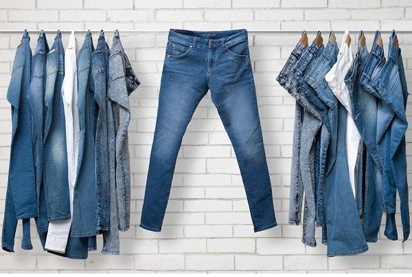 Джинсы сток по акционной цене 15 евро/кг