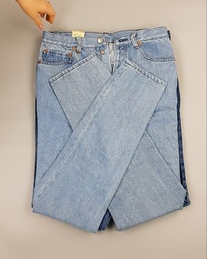 Фотография  592 - Джинсы LEVIS муж #7,6 кг, ЛОТ №7015 оптом