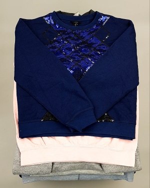 Купить SWEATSHIRT CAN 084#10 кг, ЛОТ №7617 оптом