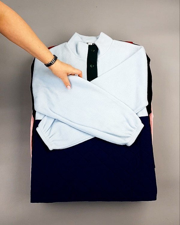 Фотография  580 - SWEATSHIRT CAN 084#10 кг, ЛОТ №7621 оптом