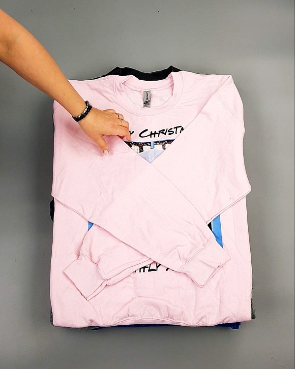 Фотография  861 - SWEATSHIRT CAN 084#10 кг, ЛОТ №7621 оптом