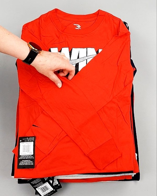 Фотография  425 - Тонковки детские NIKE CAN 084#5 кг, ЛОТ №7967 оптом