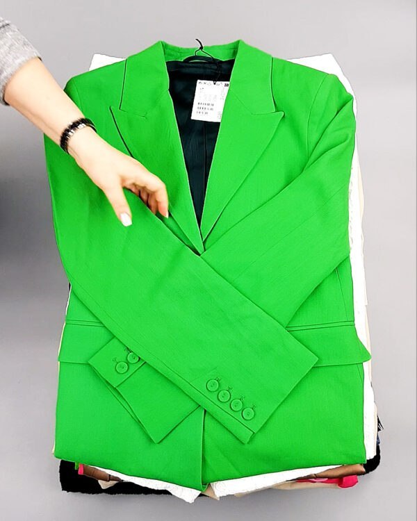 Фотография  640 - OTHER STORIES mix 06 B 035#15 кг, ЛОТ №8190 оптом