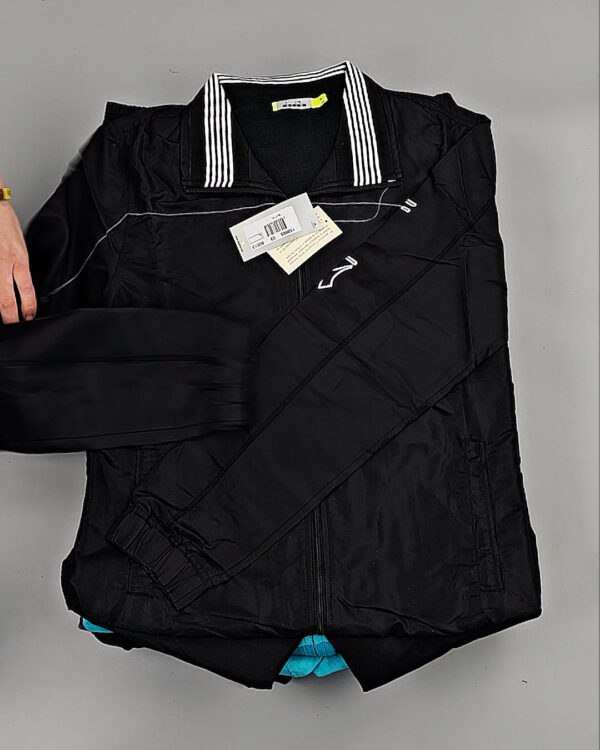 Фотография  780 - Спортивные костюмы  AD83#10 шт, ЛОТ №8641 оптом