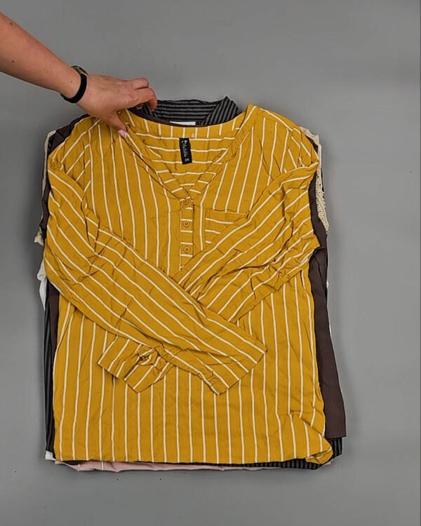 Фотография  317 - Блузки S#10 кг, ЛОТ № ВК0104 оптом