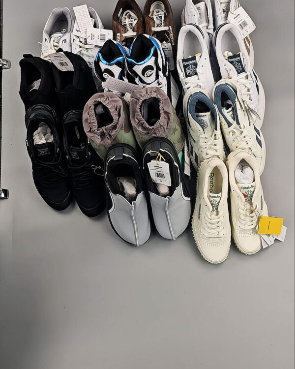 Фотография  969 - Кроссовки Reebok#23 шт, ЛОТ №8896 оптом