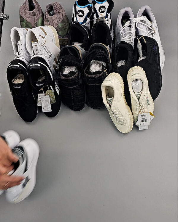 Фотография  226 - Кроссовки Reebok#23 шт, ЛОТ №8895 оптом