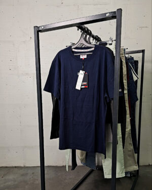 Купить LACOSTE, CALVIN KLEIN, TOMMY HILFIGER, GUESS + 075#19 шт, ЛОТ №9073 оптом