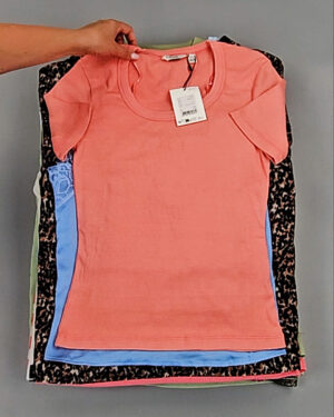 Купить Футболки DK COMPANY 045 B#5,6 кг, ЛОТ №9088 оптом