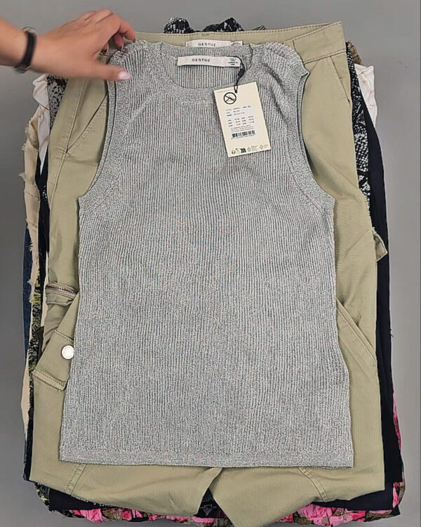 Фотография  655 - GESTUZ mix 075#24 шт, ЛОТ №9018 оптом