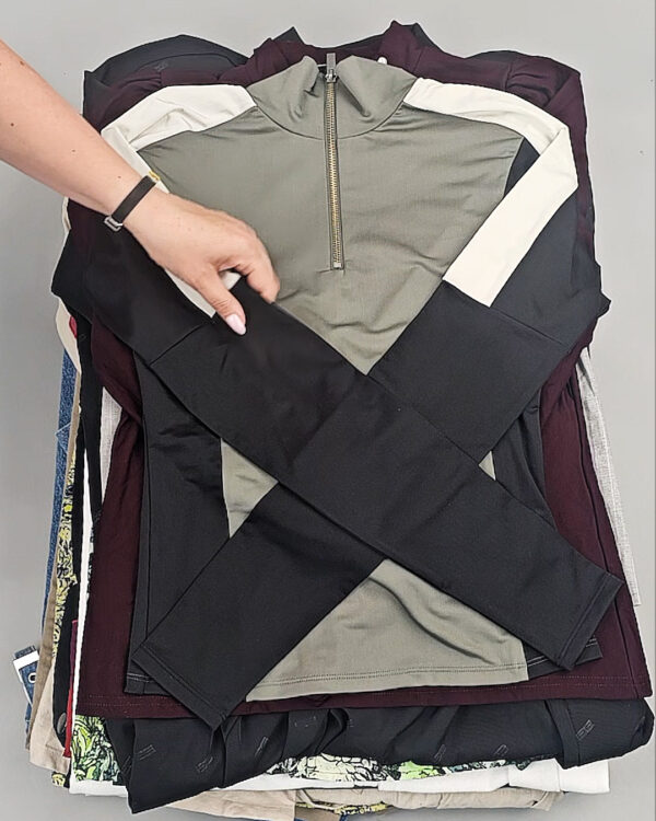 Фотография  454 - GESTUZ mix 075#24 шт, ЛОТ №9017 оптом