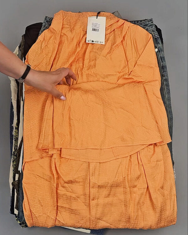 Фотография  767 - GESTUZ mix 075#24 шт, ЛОТ №9018 оптом