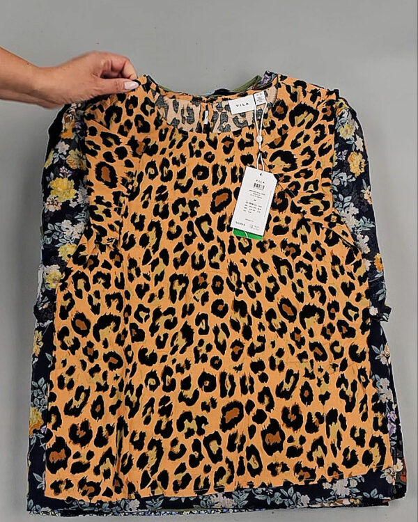 Фотография  802 - Блузки+Джемпера Bestseller Summer 045 B#8,5 кг, ЛОТ №9039 оптом