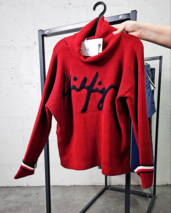 Фотография  673 - LACOSTE, CALVIN KLEIN, TOMMY HILFIGER, GUESS + 075#19 шт, ЛОТ №9073 оптом