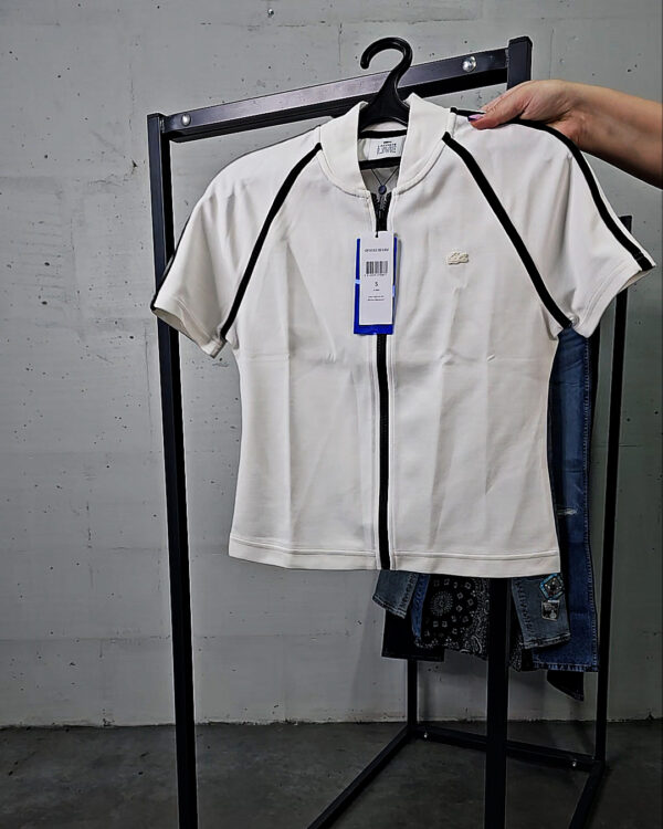 Фотография  679 - LACOSTE, CALVIN KLEIN, TOMMY HILFIGER, GUESS + 075#19 шт, ЛОТ №9073 оптом