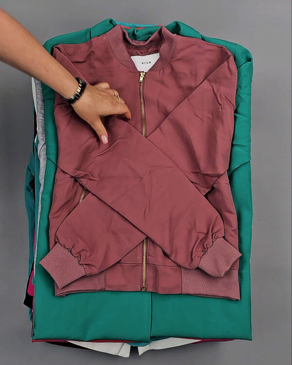 Фотография  436 - Толстовки+Верхняя одежда Bestseller Summer 045 B#7,2 кг, ЛОТ СТ-9323 оптом