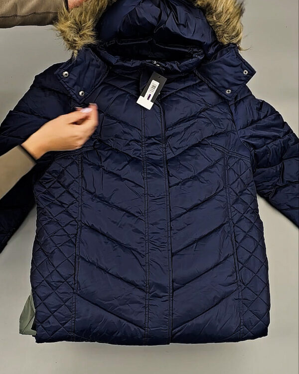 Фотография  753 - Верхняя одежда женская CAN 104#15 кг, ЛОТ СТ-9349 оптом