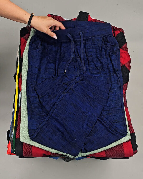 Фотография  891 - LIDL Winter mix 124#15 кг, ЛОТ №9147 оптом