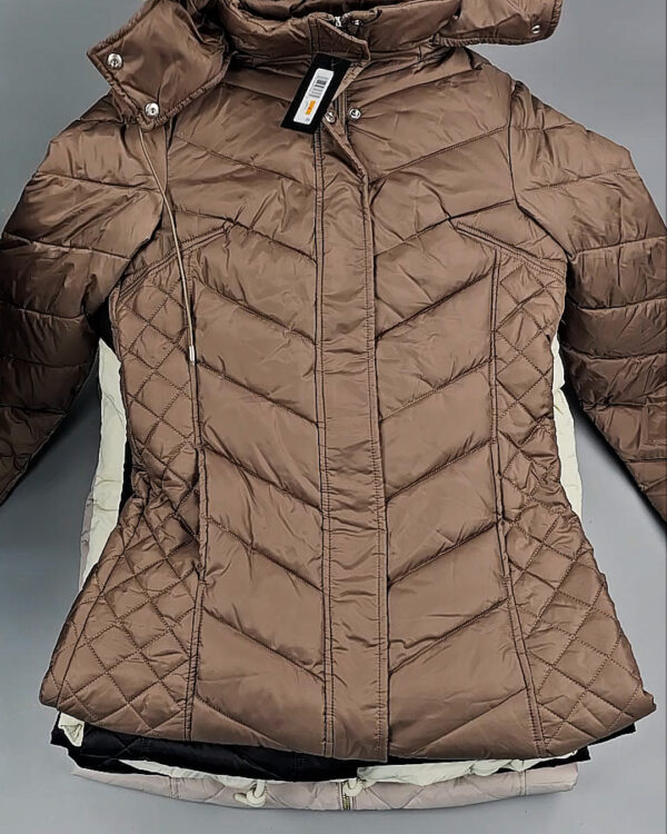 Фотография  170 - Верхняя одежда женская CAN 104#15 кг, ЛОТ СТ-9350 оптом