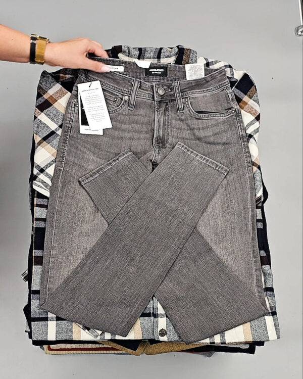 Фотография  404 - JACK JONES Men Winter mix 075#20 кг, ЛОТ № СТ-9265 оптом