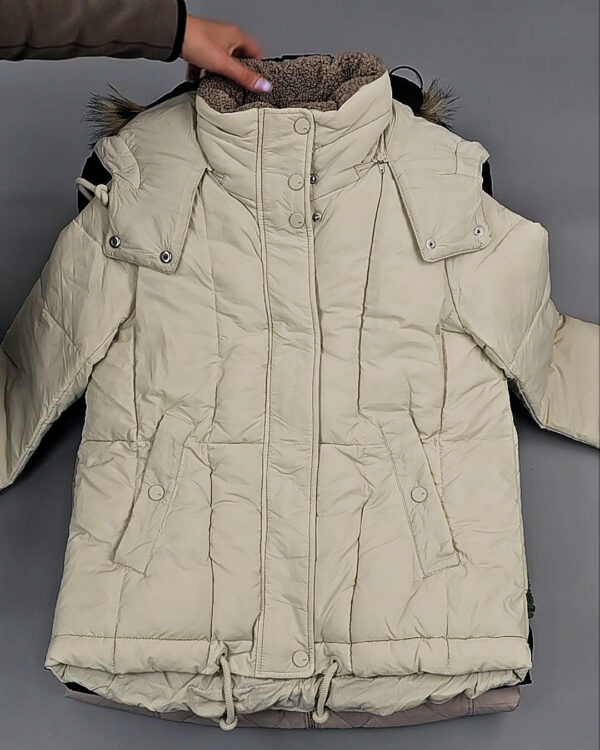 Фотография  172 - Верхняя одежда женская CAN 104#15 кг, ЛОТ СТ-9350 оптом