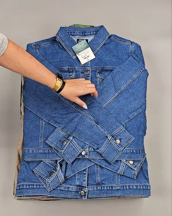 Фотография  710 - Ветровки женские CAN 104#12 кг оптом