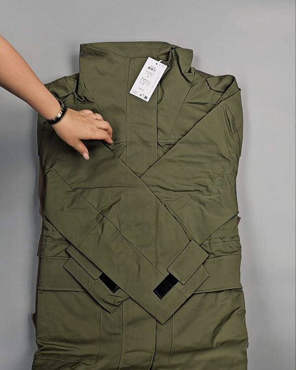 Фотография  928 - Ветровки Bestseller 045#10 кг, ЛОТ СТ-9410 оптом