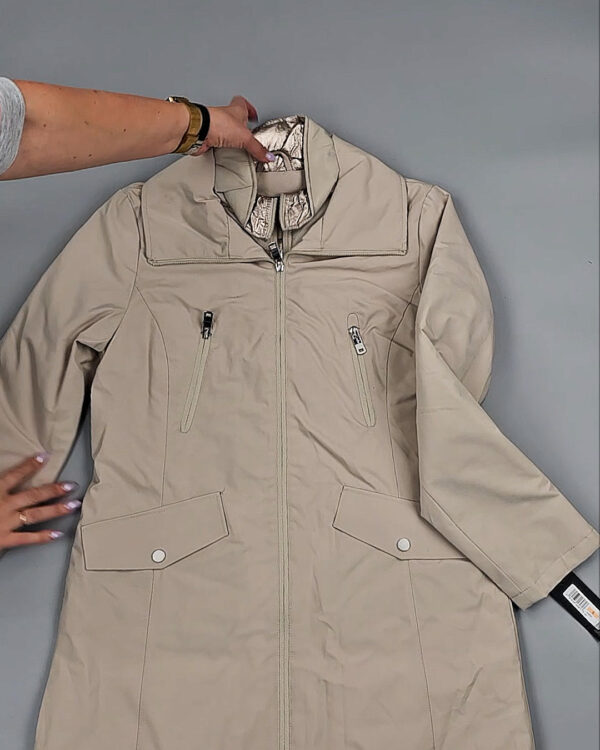 Фотография  819 - Ветровки женские CAN 104#12,4 кг, ЛОТ СТ-9403 оптом