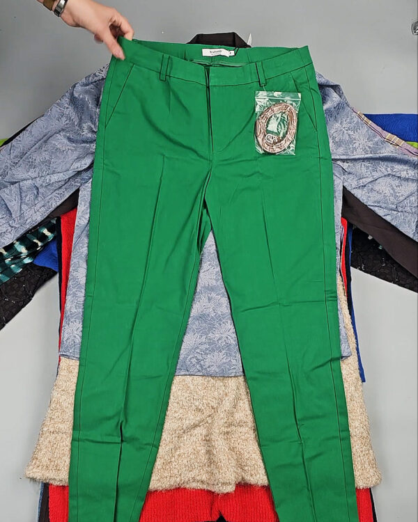 Фотография  454 - B.YOUNG Winter mix 104#15 кг, ЛОТ СТ-9595 оптом