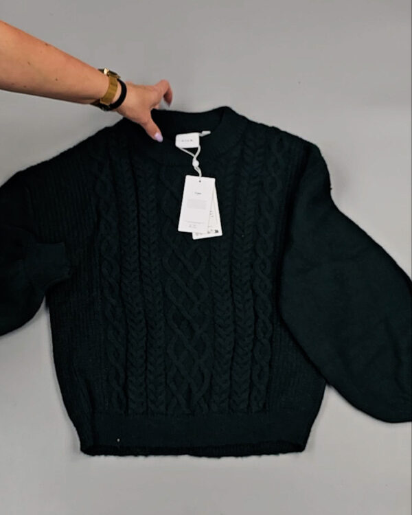 Фотография  972 - Джемпера Bestseller 104#7 кг, ЛОТ СТ-9423 оптом