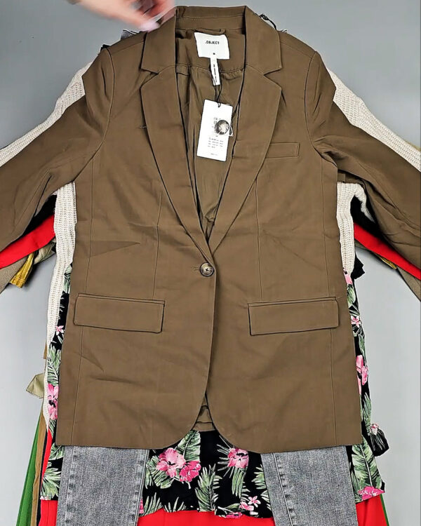 Фотография  473 - DK+Bestseller 085#16 кг оптом