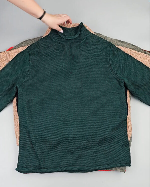 Фотография  501 - Джемпера СТОК CAN#10 кг, ЛОТ СТ-9915 оптом