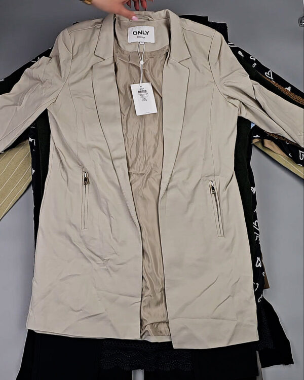 Фотография  580 - ONLY Winter mix 104#15 кг, ЛОТ СТ-9948 оптом