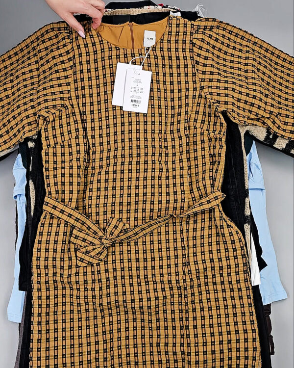 Фотография  902 - DK, Bestseller + Winter mix#15 кг, ЛОТ СТ-9957 оптом