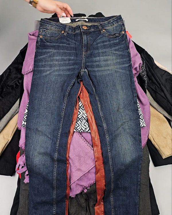 Фотография  451 - Женский микс зима (Winter mix)#20 кг, ЛОТ СХ-0206 оптом