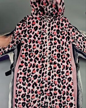 Фотография  701 - Халаты+пижамы флис Англия (SLEEPWEAR PREMIUM)#20 кг, ЛОТ СХ-0289 оптом